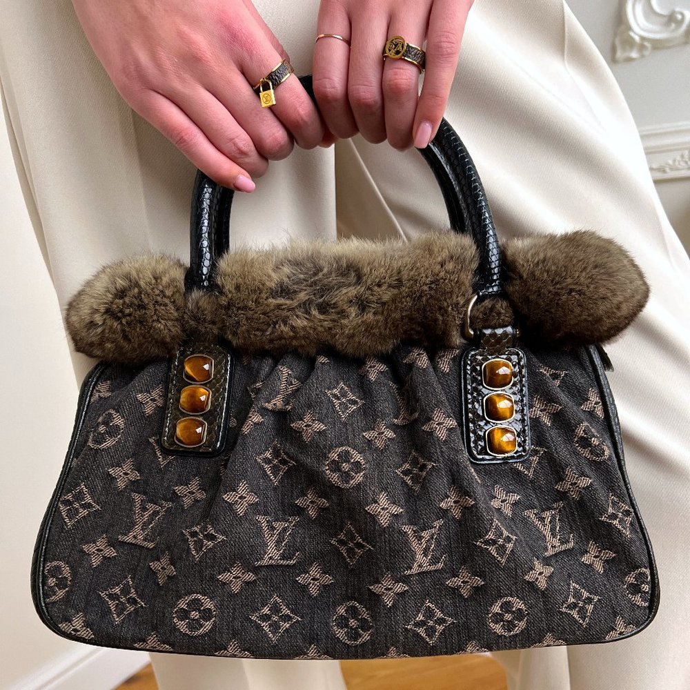 Authentic Louis Vuitton Trapeze Denim With Fur And Lizard PM Bag AS0075 B0863